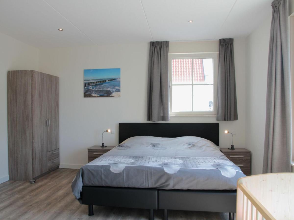 Beautiful And Spacious Villa With A Panoramic View Near The Beach Of Cadzand Zewnętrze zdjęcie